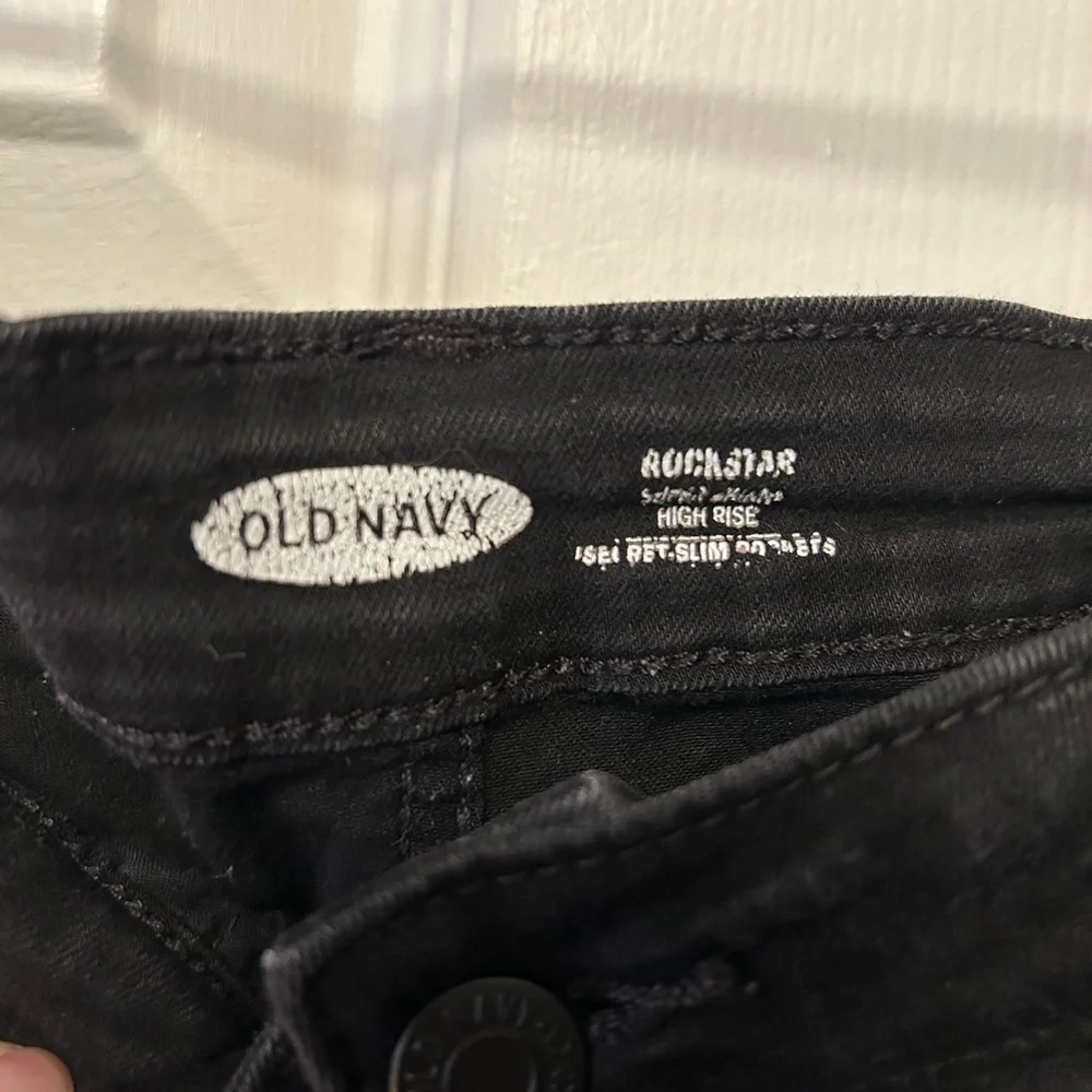 Old Navy Rockstar Black Skinny Jeans - Picture 2 of 4